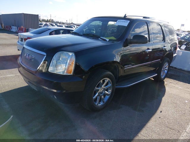 GMC Yukon Denali