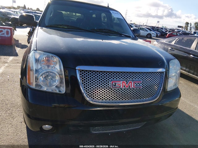 GMC Yukon Denali