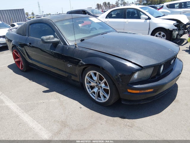 Salvage Ford Mustang Image