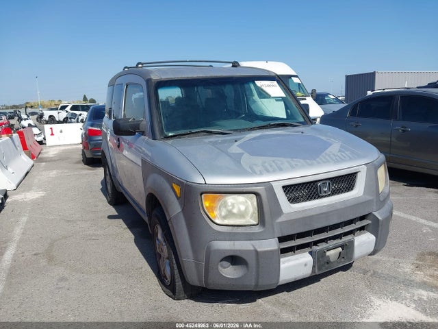 Salvage Honda Element Image