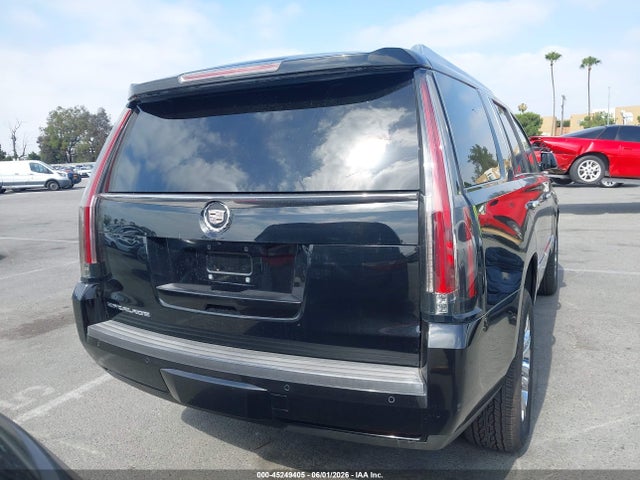 Cadillac Escalade Premium