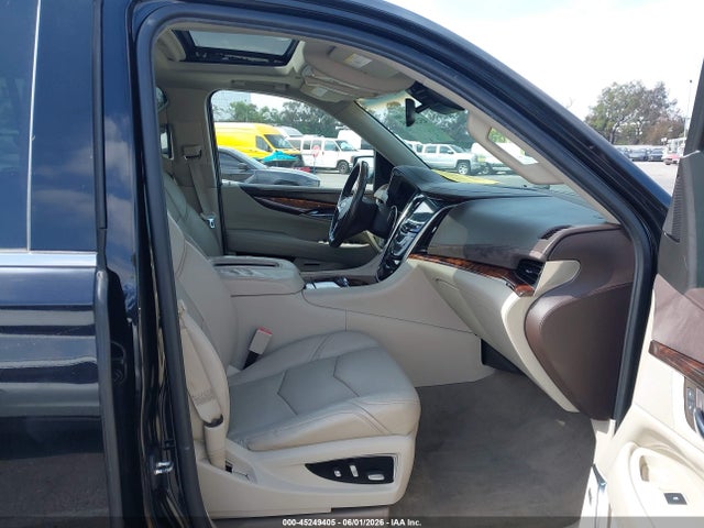 Cadillac Escalade Premium