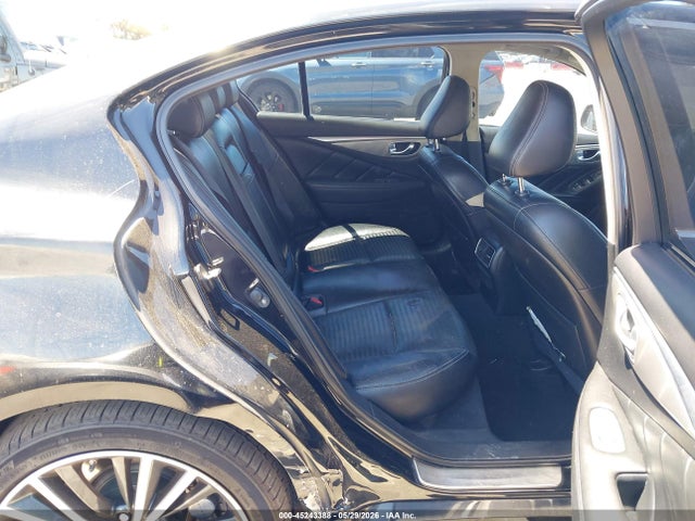 INFINITI Q50 Sport