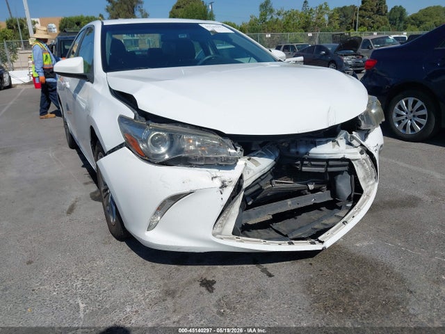 Salvage Toyota Camry Image