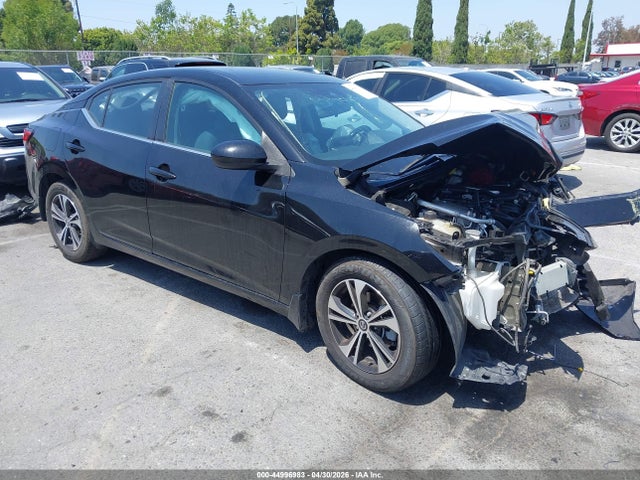 Salvage Nissan Sentra Image