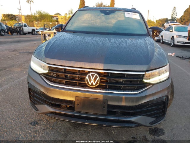 Volkswagen Tiguan 2.0t Se R-line Black