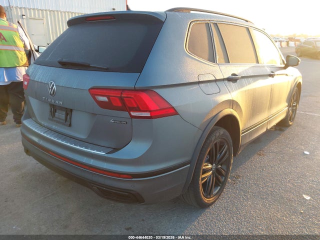 Volkswagen Tiguan 2.0t Se R-line Black