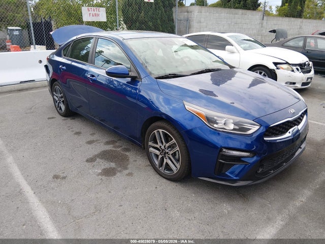 Salvage Kia Forte Image