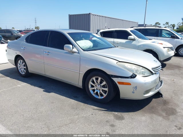 Salvage Lexus Es Image