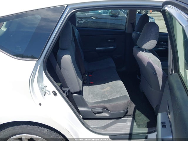 Toyota Prius v Three