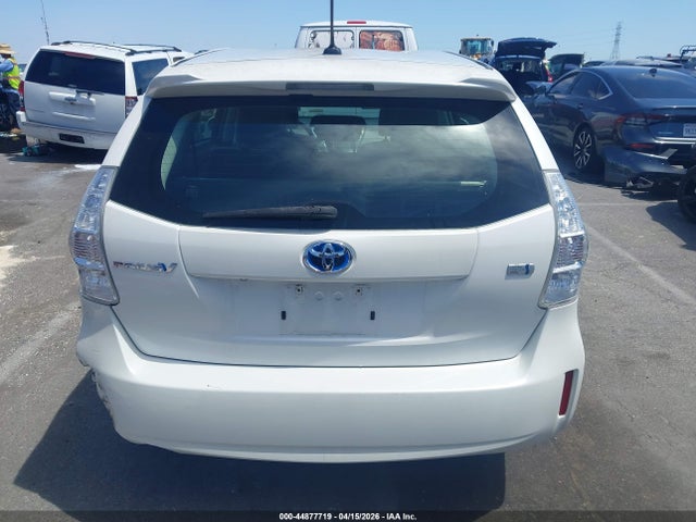 Toyota Prius v Three