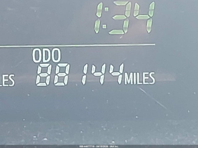 Toyota Prius v Three