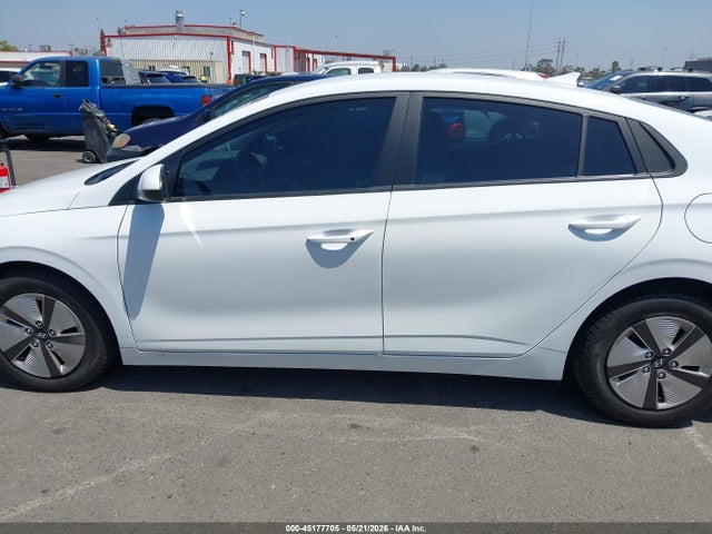 Hyundai Ioniq Blue
