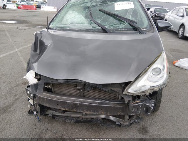 Toyota Prius c One