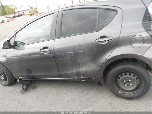 Toyota Prius c One