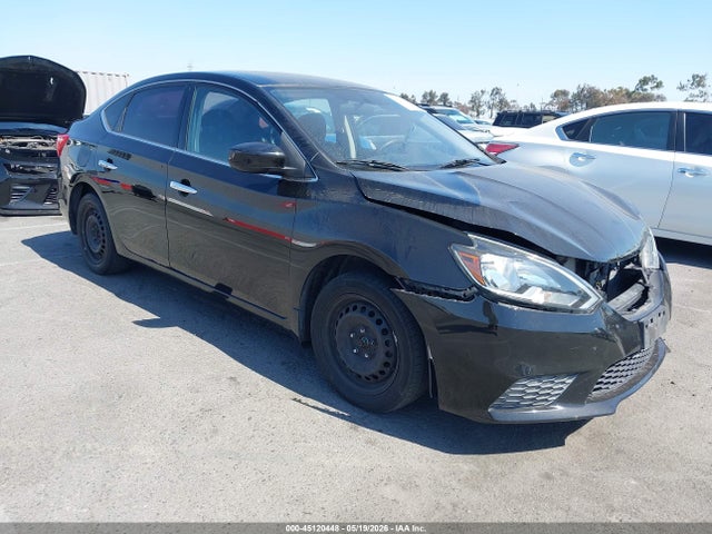 Salvage Nissan Sentra Image