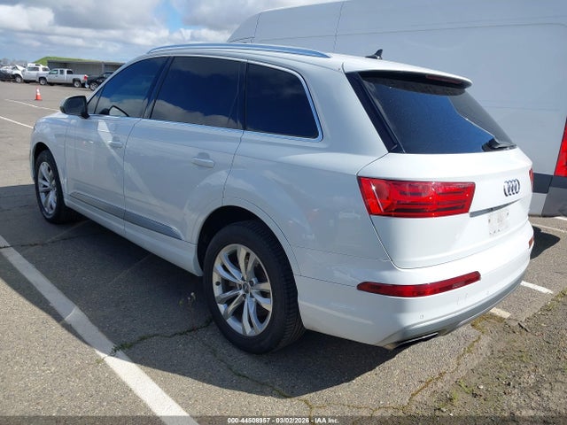 Audi Q7 3.0t Premium