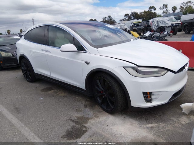 Salvage Tesla Model X Image