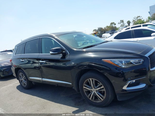 INFINITI Qx Luxe