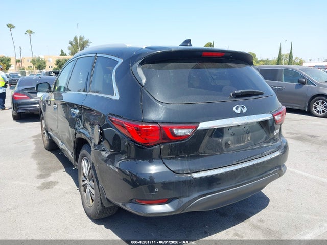 INFINITI Qx Luxe