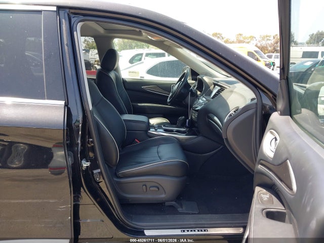 INFINITI Qx Luxe
