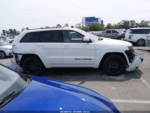 Jeep Grand Cherokee Altitude 4x2
