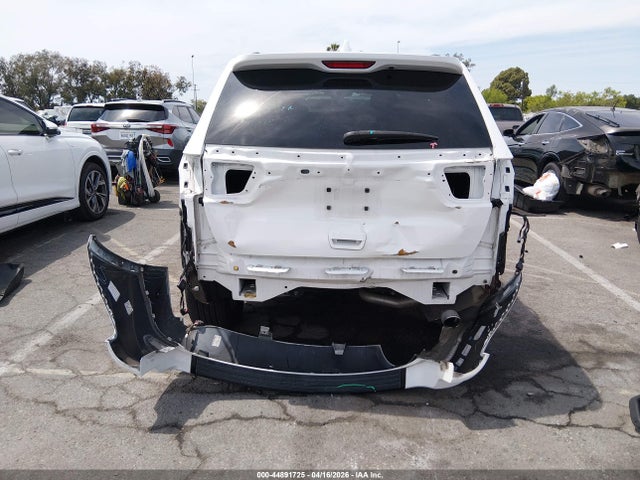 Jeep Grand Cherokee Altitude 4x2