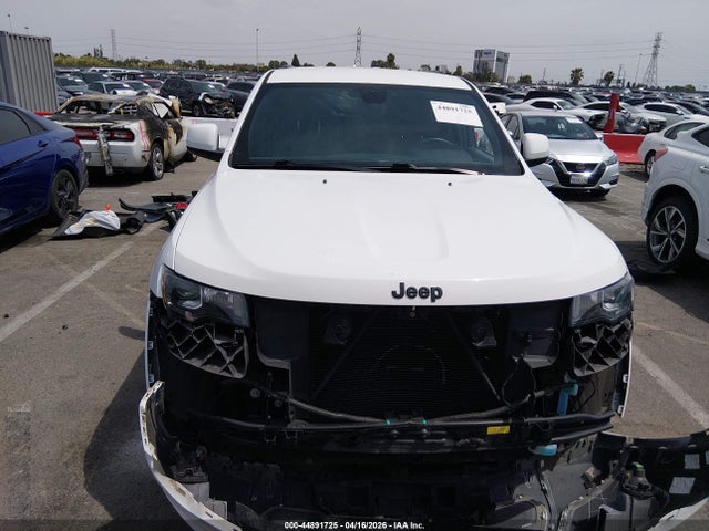 Jeep Grand Cherokee Altitude 4x2