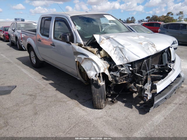 Salvage Nissan Frontier Image