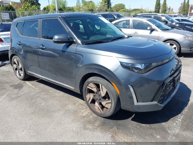 Salvage Kia Soul Image