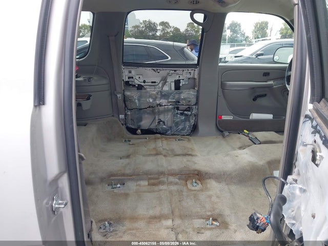 Chevrolet Suburban 1500 Ls