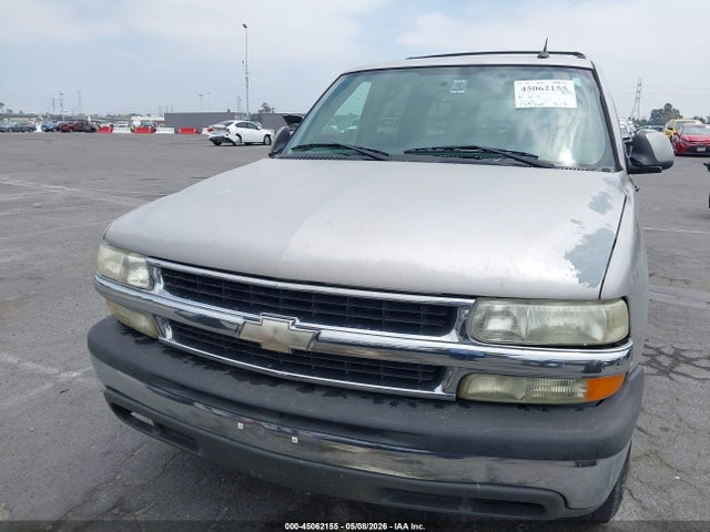 Chevrolet Suburban 1500 Ls