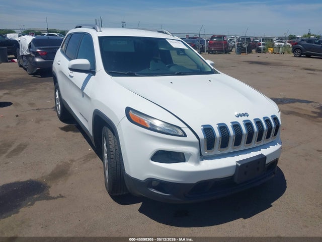 Salvage Jeep Cherokee Image