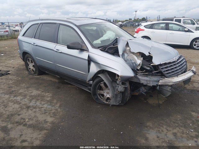 Salvage Chrysler Pacifica Image