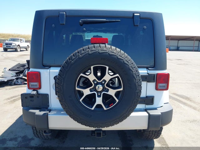 Jeep Wrangler Sahara