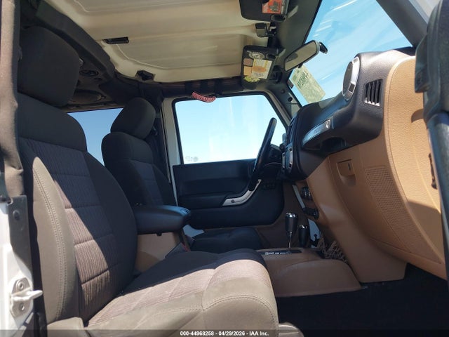 Jeep Wrangler Sahara