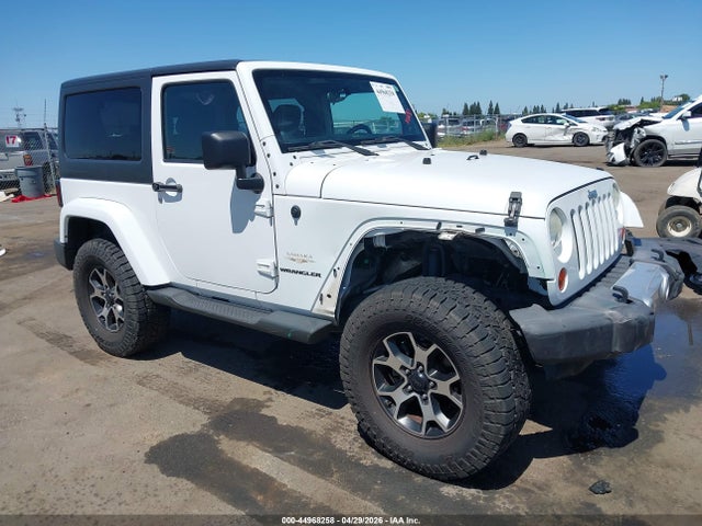 Salvage Jeep Wrangler Image
