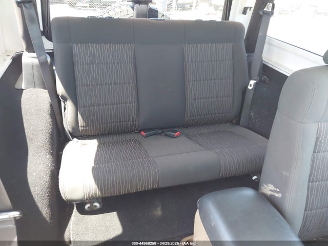 Jeep Wrangler Sahara