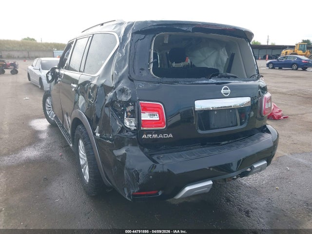 Nissan Armada Sv
