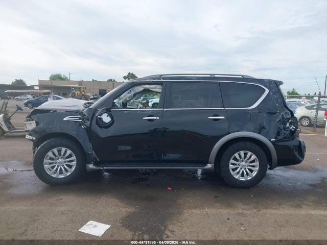 Nissan Armada Sv