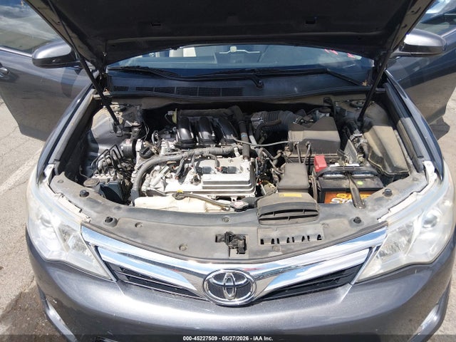 Toyota Camry Xle V6