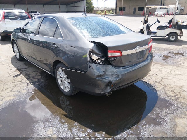 Toyota Camry Xle V6