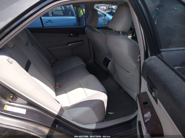 Toyota Camry Xle V6