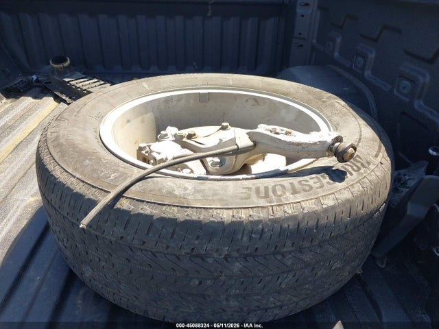 Chevrolet Silverado 1500 2wd  Short Bed Custom