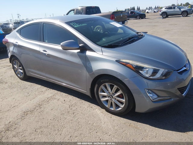 Salvage Hyundai ELANTRA Image