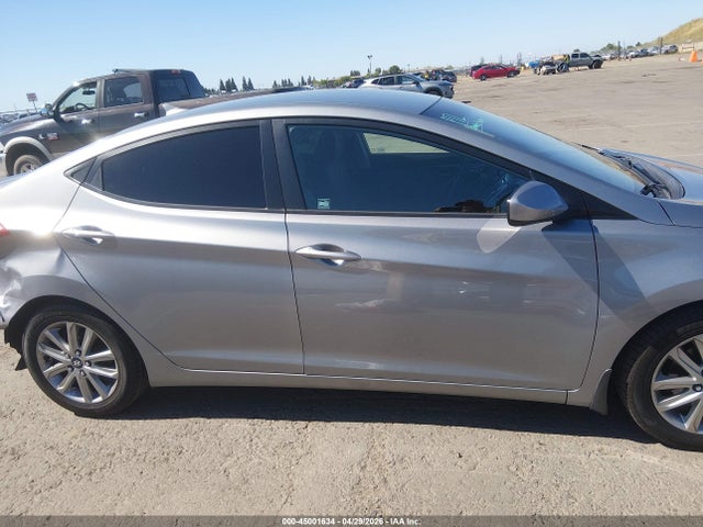 Hyundai ELANTRA Se