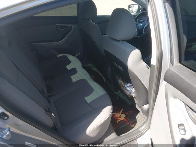 Hyundai ELANTRA Se