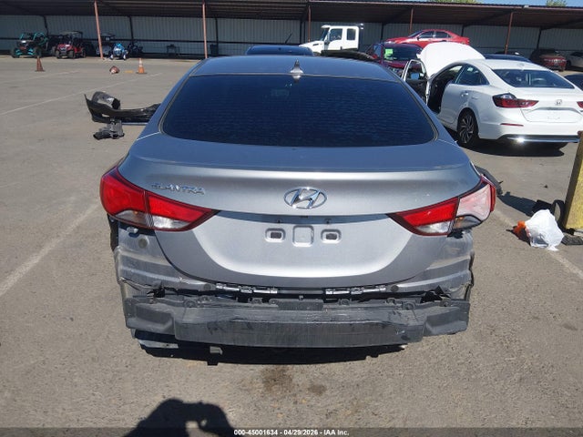 Hyundai ELANTRA Se