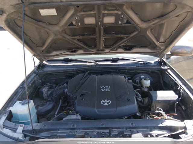 Toyota Tacoma Prerunner V6