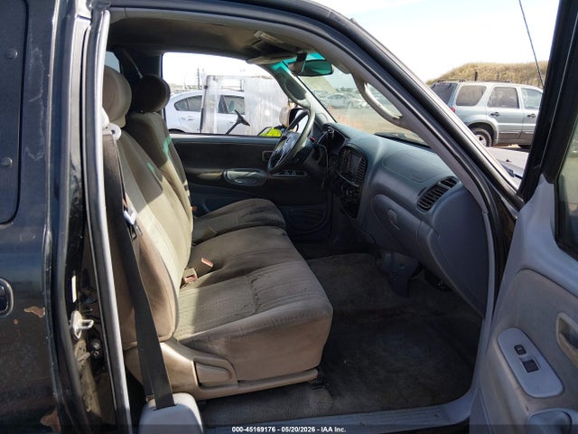 Toyota Tundra Sr5 V8